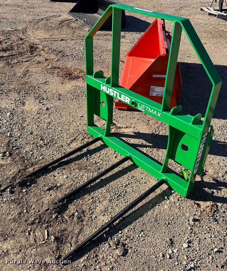 Hustler LiftMax LE110 skid steer bale spear - ER4661