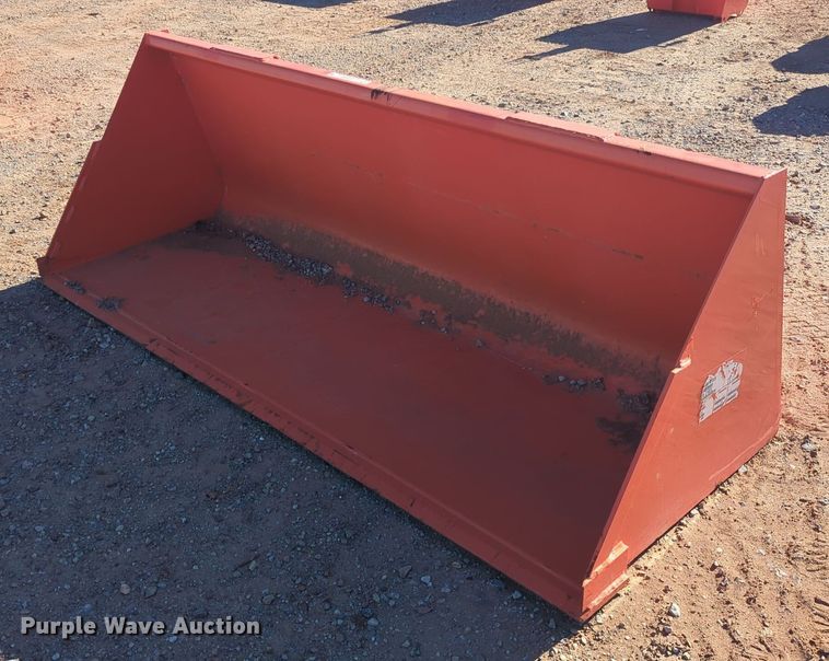 Kubota M1815 84" W bucket - ER4668