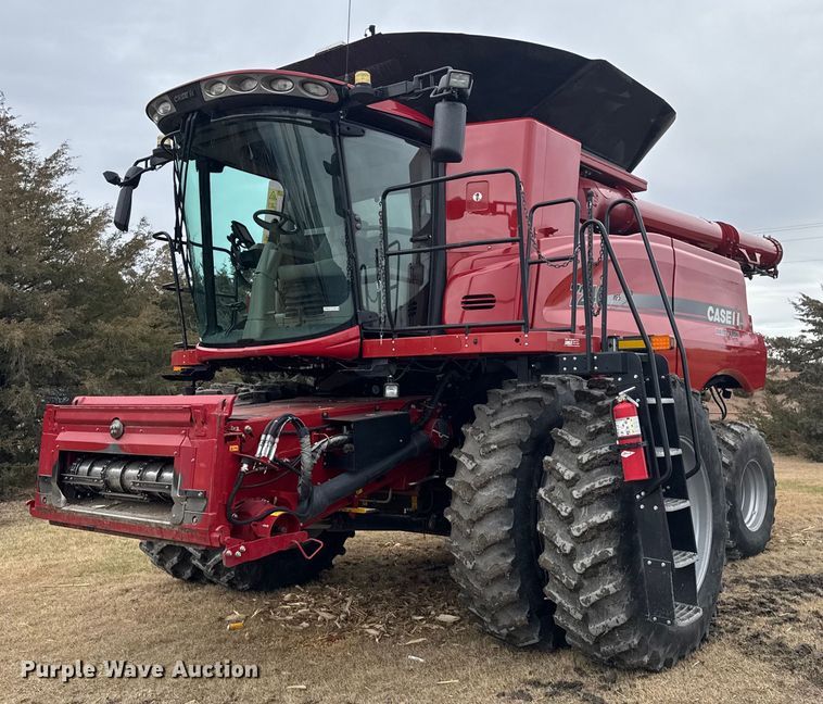 2017 Case IH Axial-Flow 7240  combine - OE9248