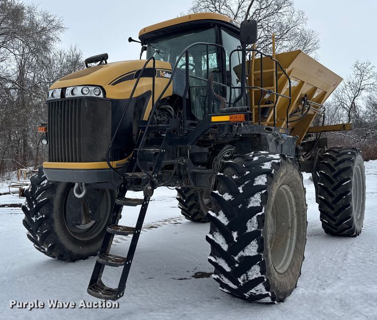 2013 Agco Rogator RG1100 spreader - OG9755