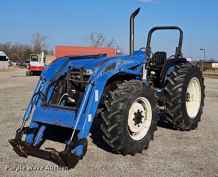 2004 New Holland TB120 MFWD tractor - OJ9210