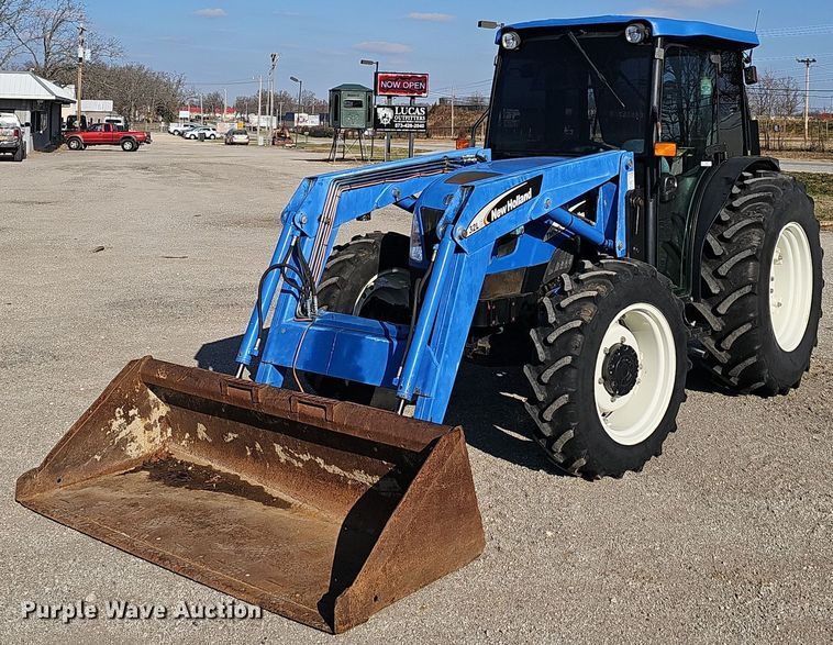 2004 New Holland TN60DA MFWD tractor - OJ9211