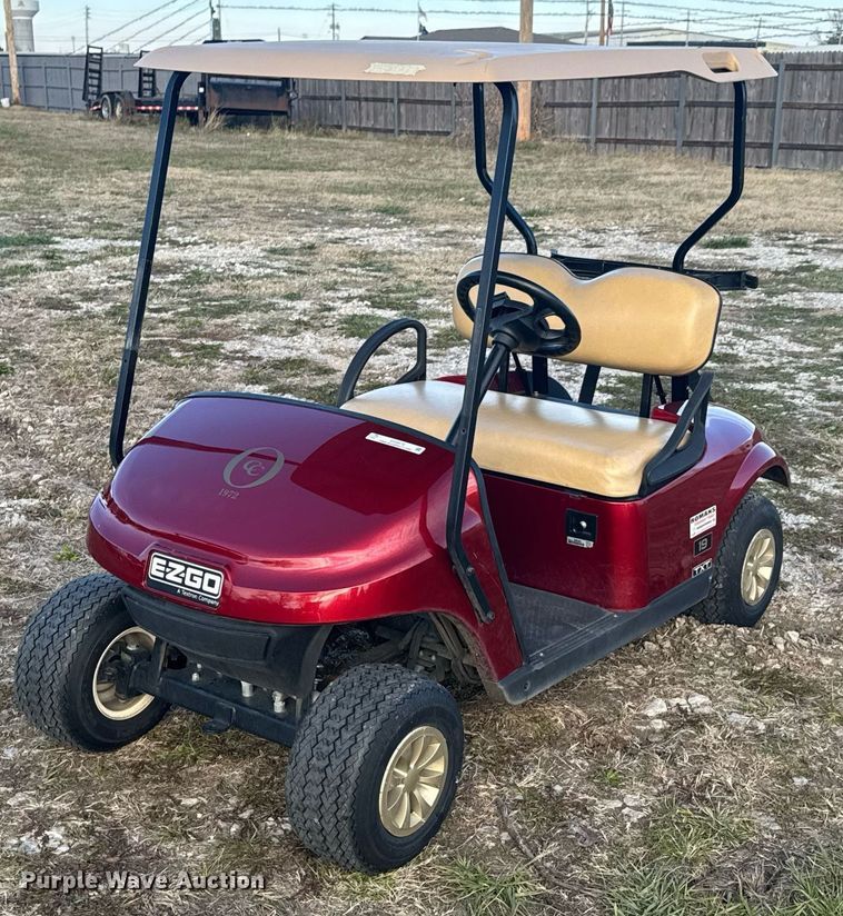 2019 E-Z-Go TXT golf cart - DO0575