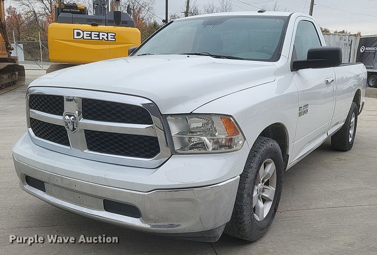 2013 Dodge  Ram 1500 pickup truck - DQ3823