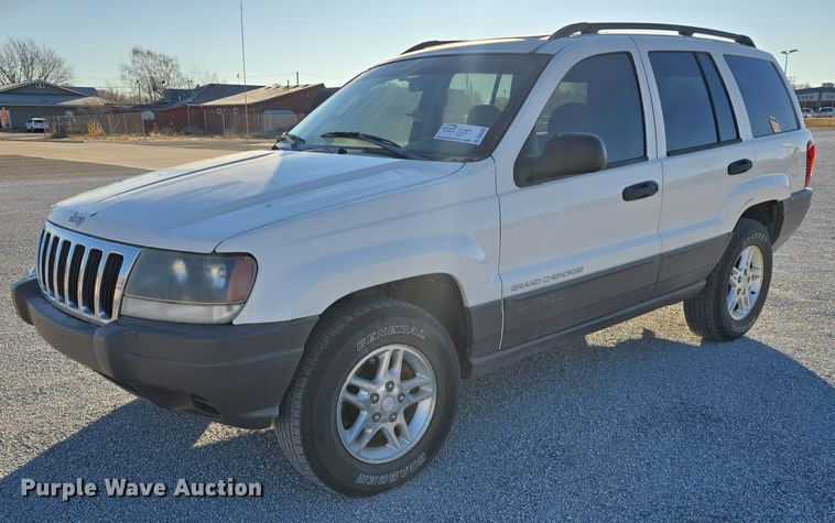 2003 Jeep Grand Cherokee Laredo SUV - DQ5335