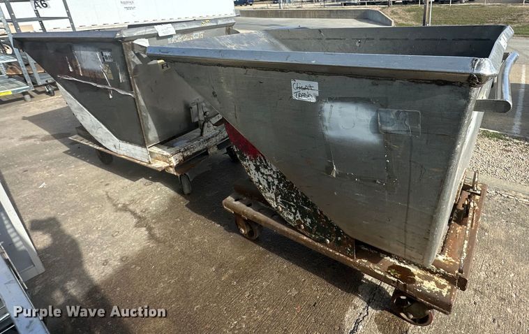(2) forklift dump hoppers - DQ6472