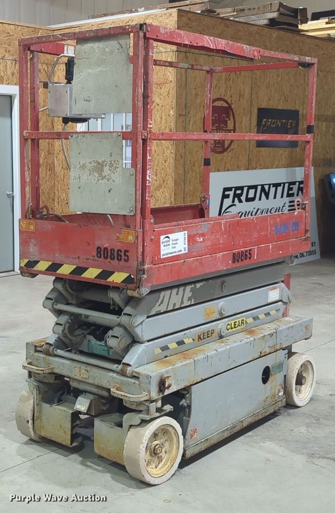 2008 Skyjack SJIII3219 scissor lift - DT6610