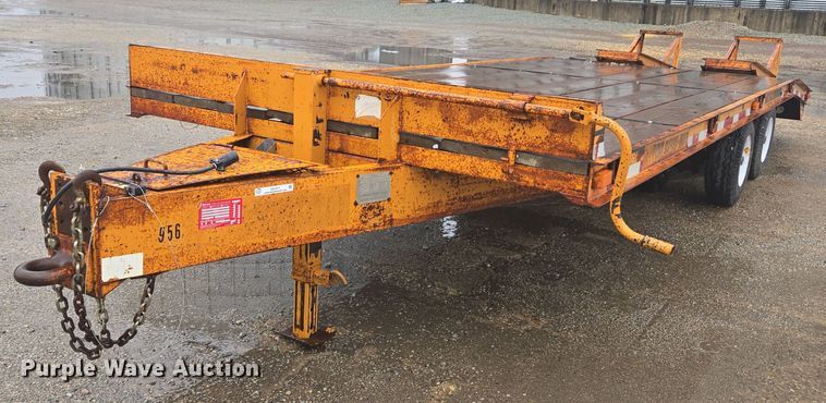 2009 Econoline equipment trailer - DX1571
