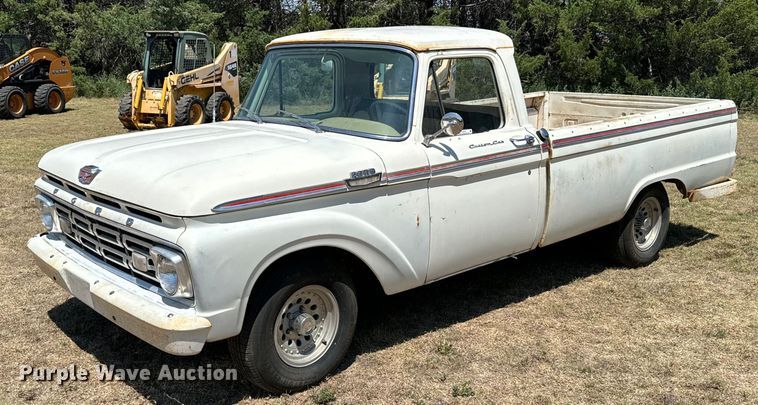 1964 Ford F100 Custom Cab pickup truck - DX3543