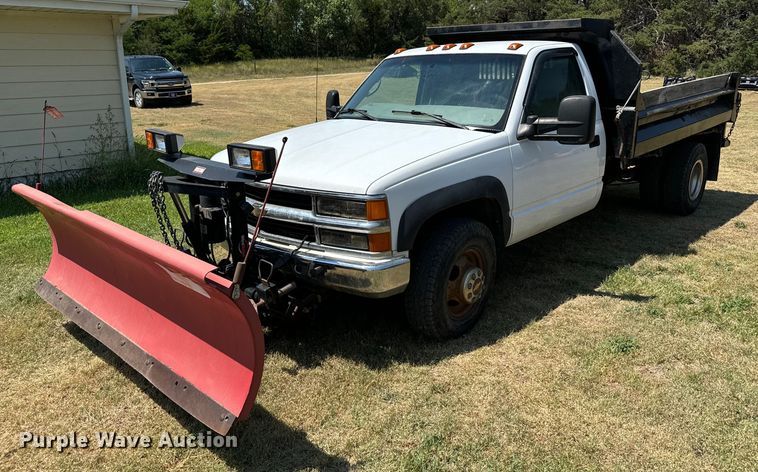 2000 Chevrolet K3500 dump bed pickup truck - DX3545