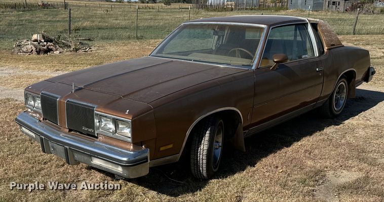 1980 Oldsmobile Cutlass Supreme   - DX3707