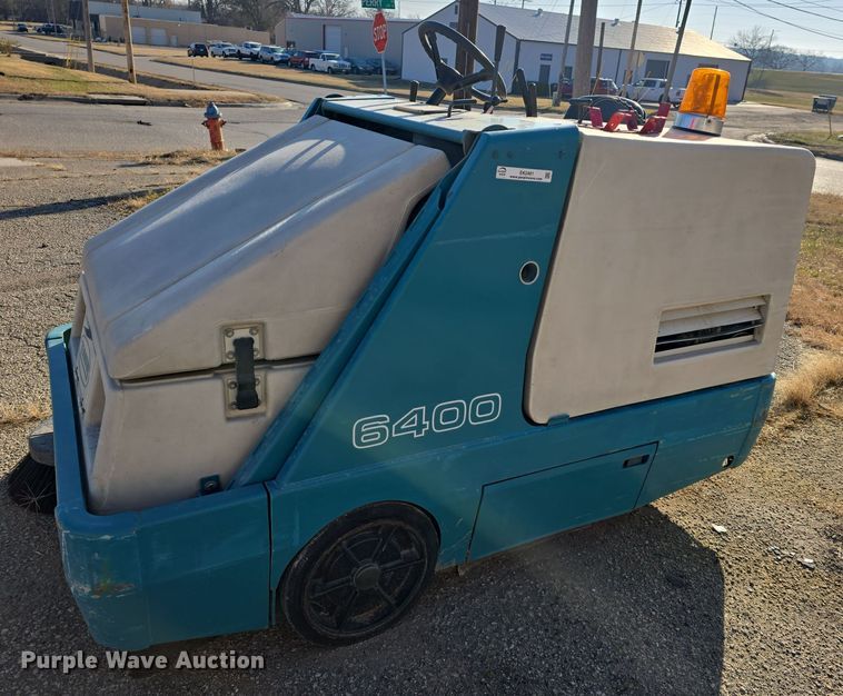 Tennant 6400 sweeper - EK2481