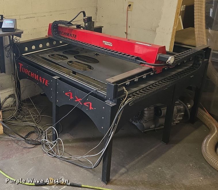 Lincoln  Torchmate 4x4 plasma cutting table  - EQ3772