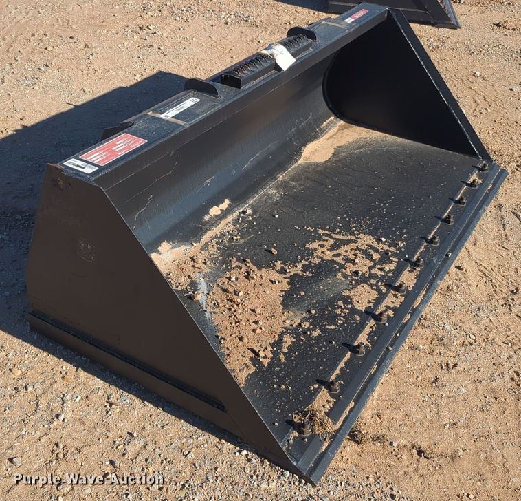 2021 Arrow 2306605BUN skid steer bucket - ER4665