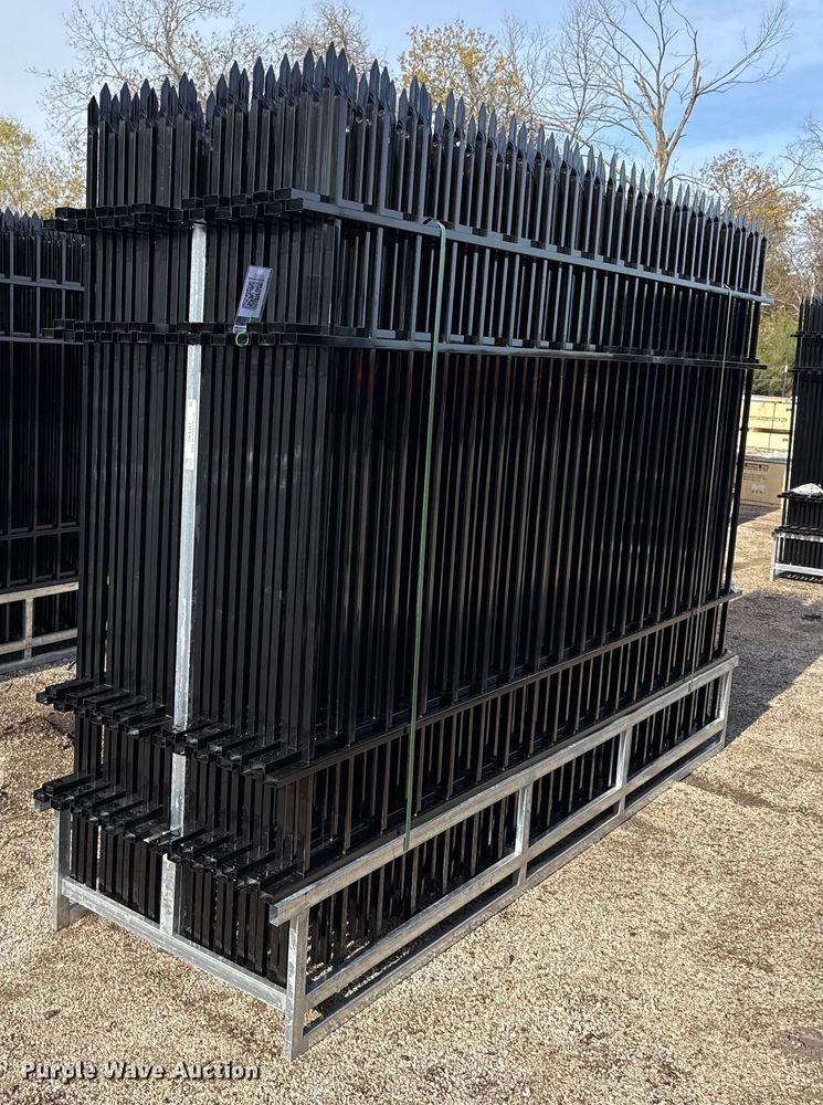 (22) fence panels - OK9343