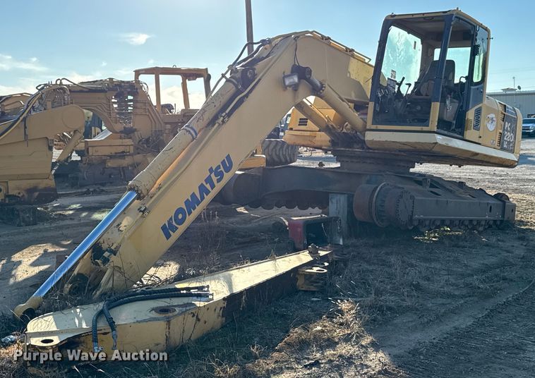 2006 Komatsu PC220LC-8 excavator - DJ9730