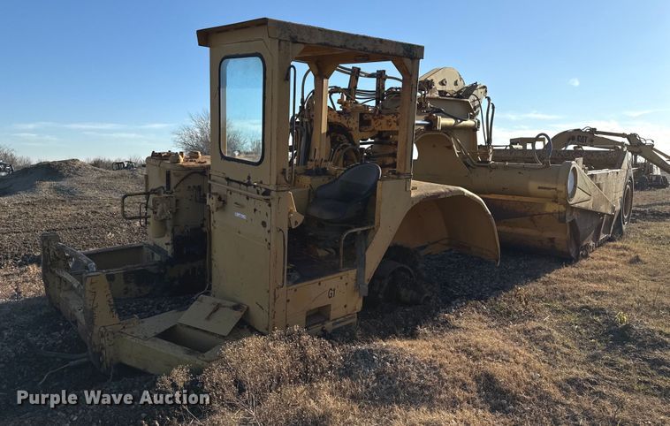 Caterpillar 621B conventional scraper  - DJ9863