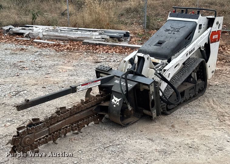 2019 Bobcat MT85 compact utility loader - DO0552