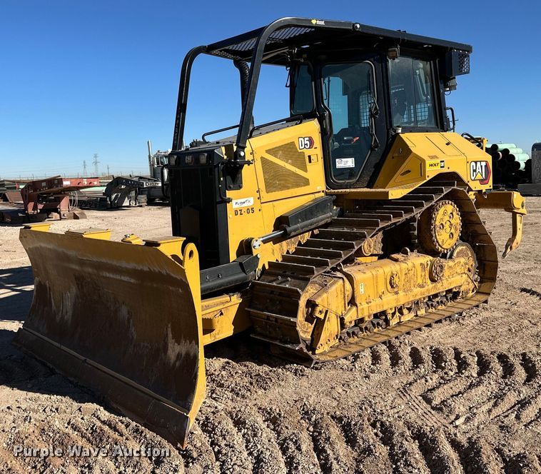 2022 Caterpillar D5 dozer - DP6026