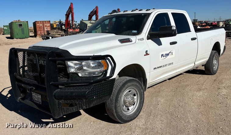 2022 Dodge Ram 2500 Crew Cab pickup truck - DP6057