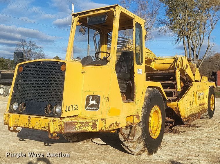 1977 John Deere  762 elevating scraper - DQ3787