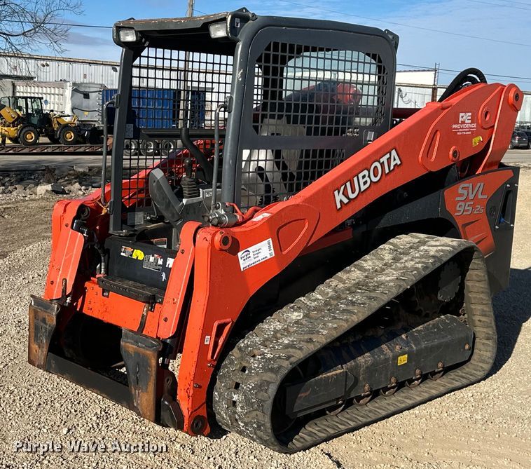 Kubota SVL95-2S tracked skid steer loader - DQ6465
