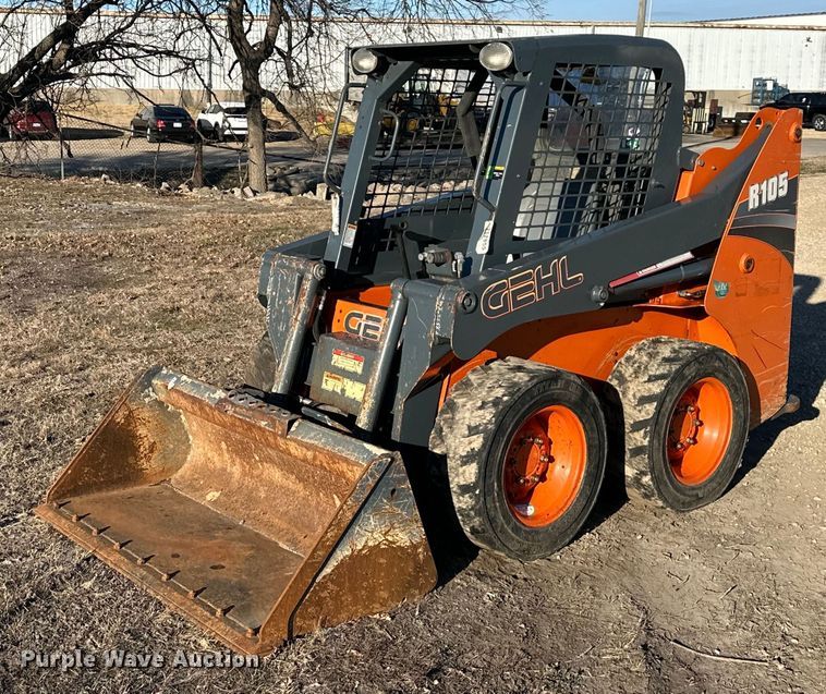 2017 Gehl R105 skid steer loader - DQ6467