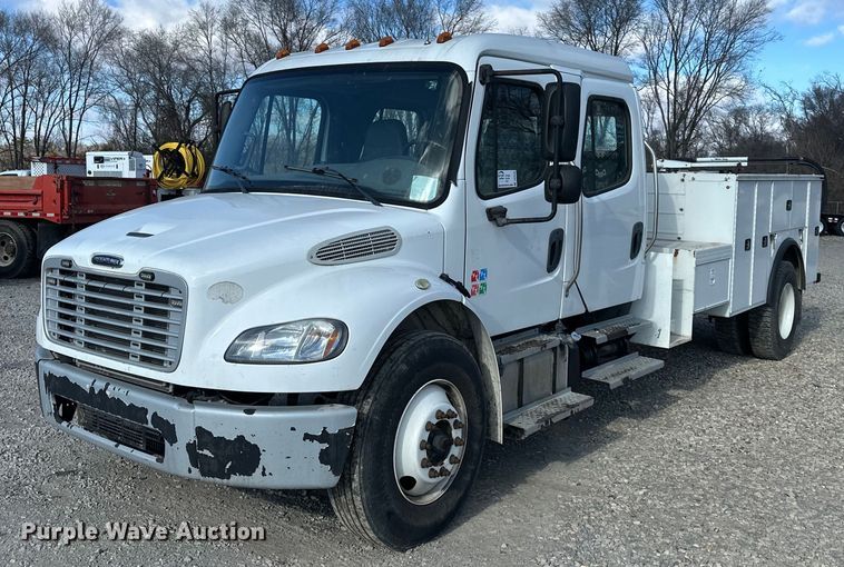 2016 Freightliner Business Class M2 106 utility / service truck - DS3338