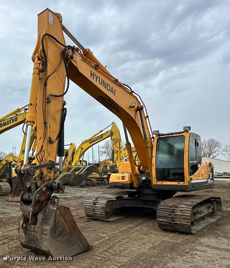 2010 Hyundai Robex210LC-9 excavator - DS3351