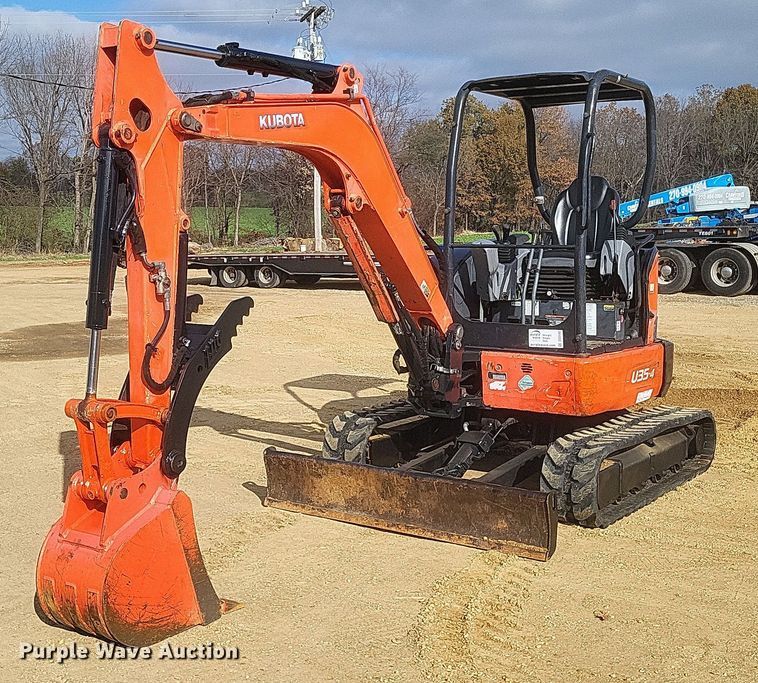 2016 Kubota U35-4 mini excavator - DS5140