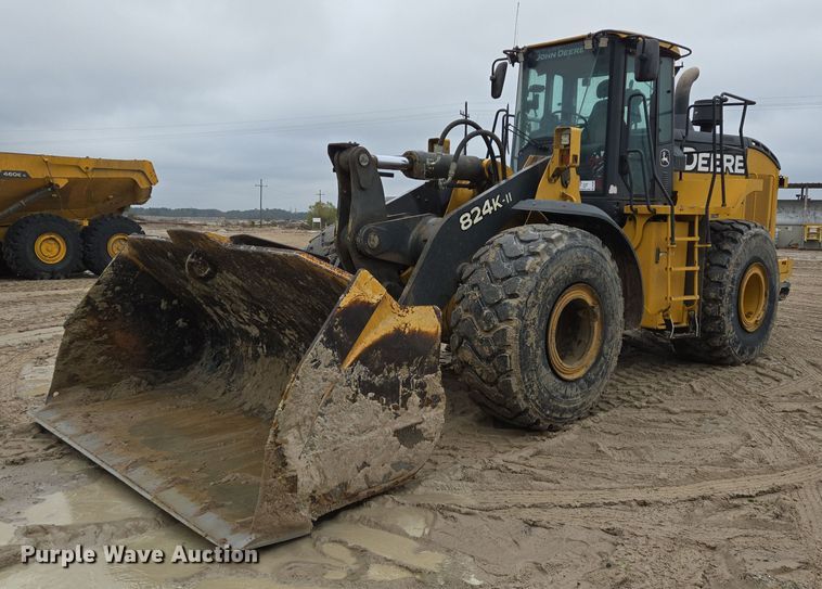 2018 John Deere 824K wheel loader - DT5399