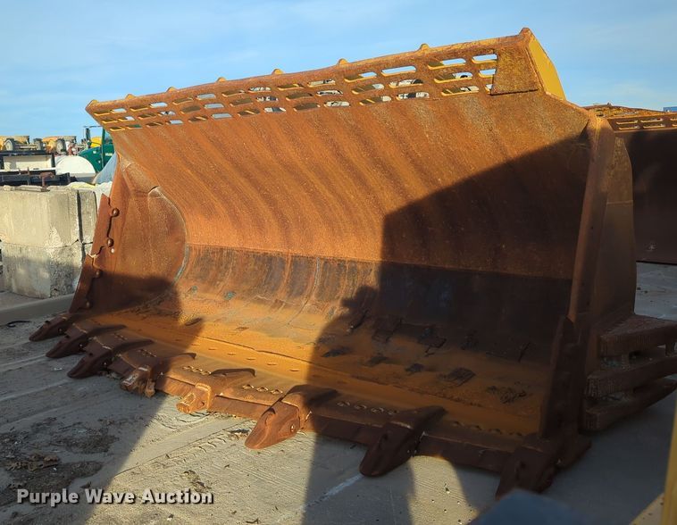 Caterpillar 990 Series wheel loader bucket - DT6578