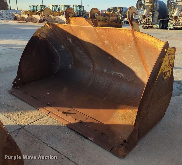 Caterpillar 938K wheel loader bucket - DT6587