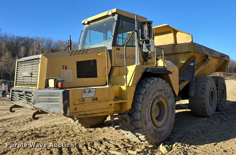 2004 Komatsu HM400-1 articulated haul truck - DV0115