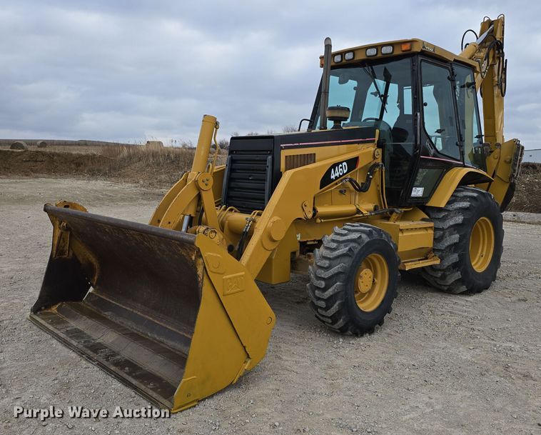 2004 Caterpillar 446D backhoe - DV0154