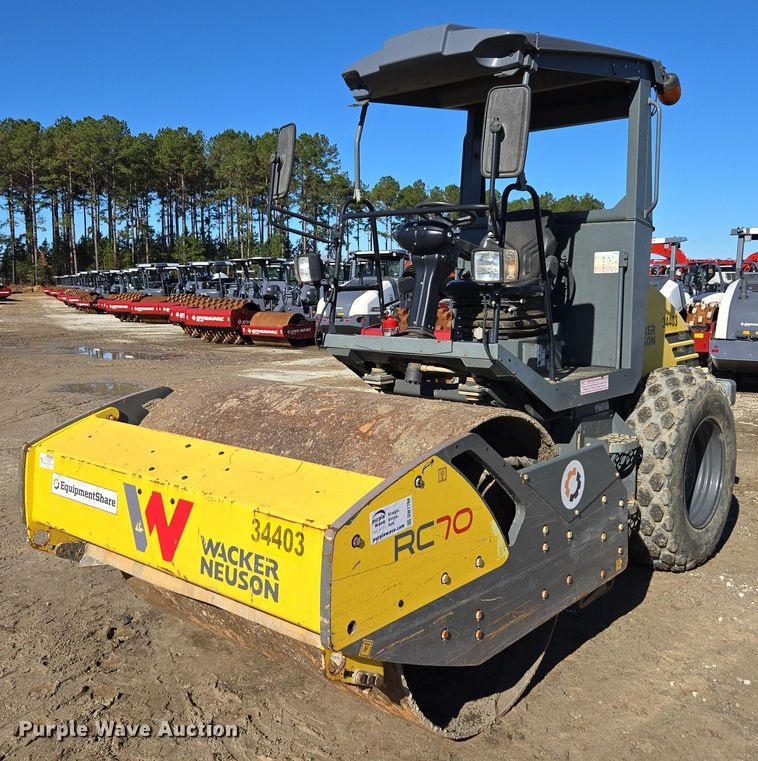 2018 Wacker Neuson RC70 single drum vibratory roller - DW1764