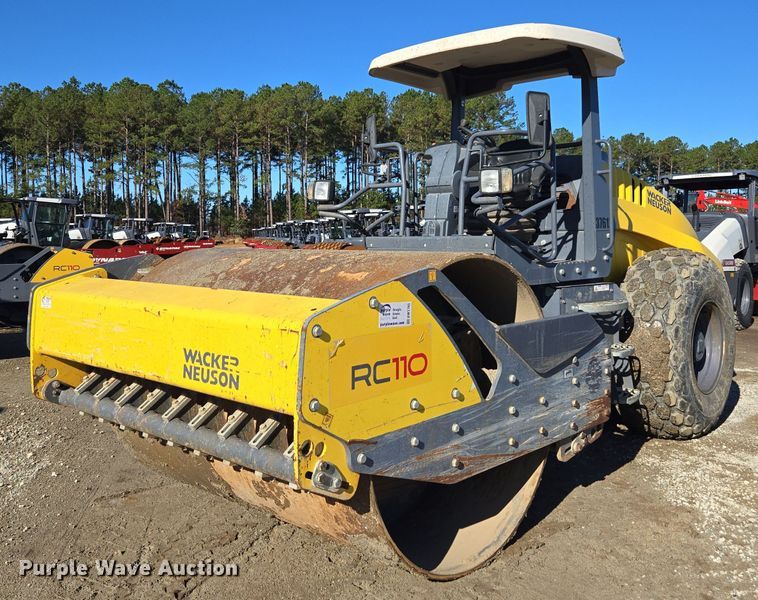 2019 Wacker Neuson RC110 single drum vibratory roller - DW1765