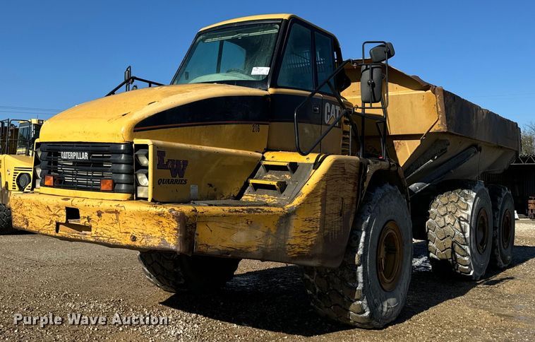 2004 Caterpillar 740 articulated haul truck - DW2418