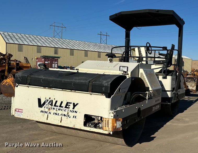2001 Ingersoll Rand DD-110HF double drum vibratory roller - DW2443