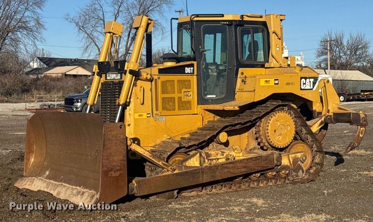 2009 Caterpillar D6T dozer - DX3922