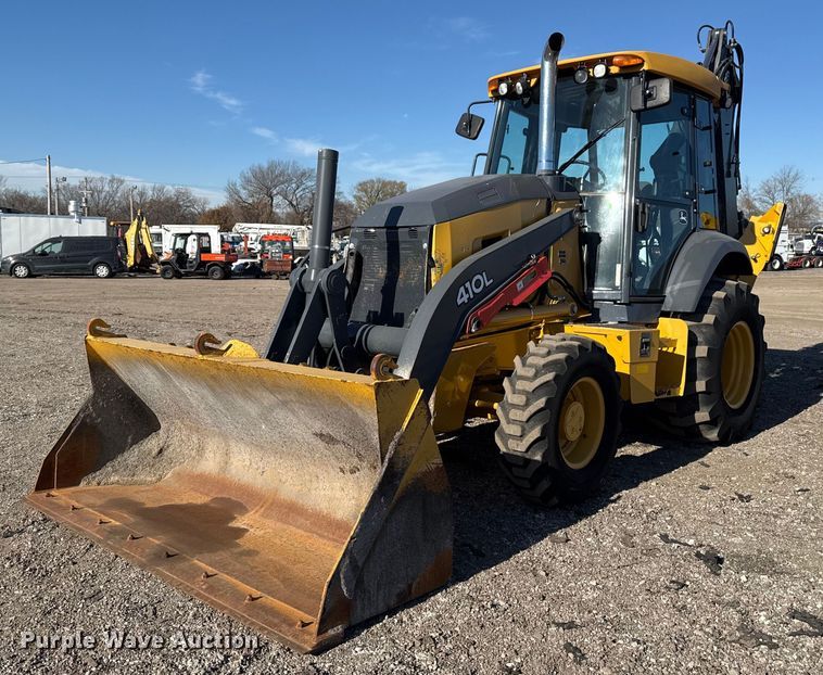 2016 John Deere 410L backhoe - EG2338