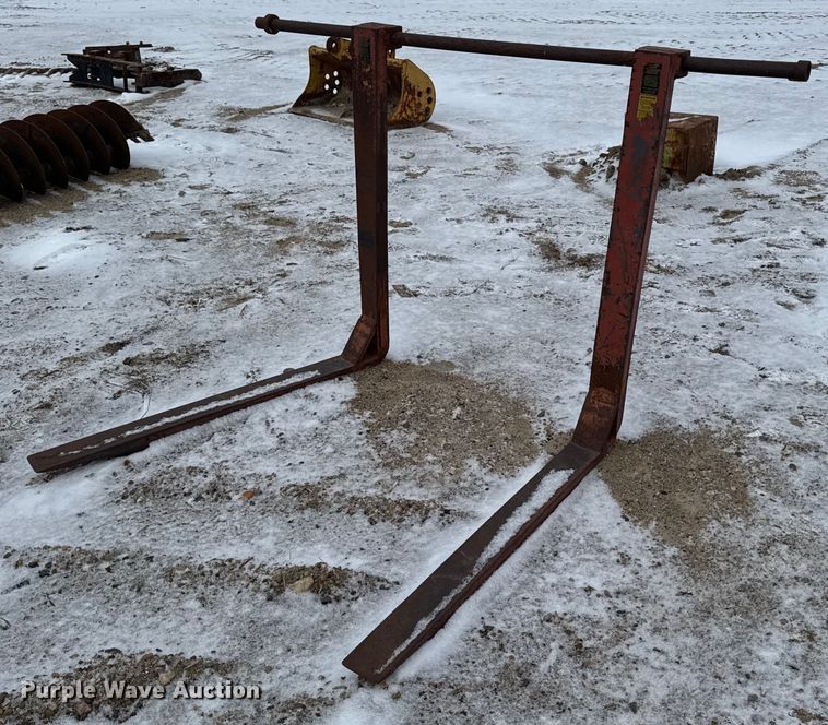 42" L wheel loader forks - EG7027