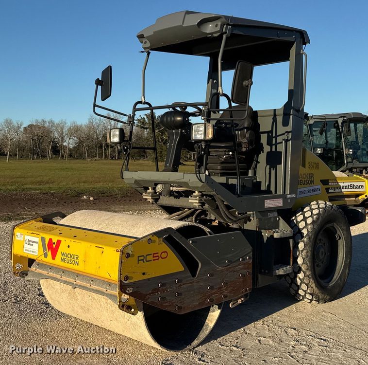 2019 Wacker Neuson RC50 single drum vibratory roller - EJ3388