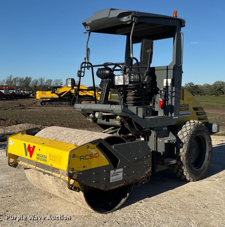 2019 Wacker Neuson RC50 single drum vibratory roller - EJ3402