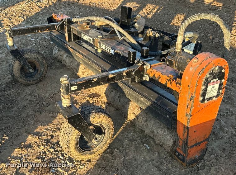 Kubota SR2790 92" W skid steer power rake - EJ5197