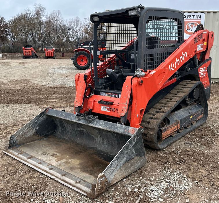 2023 Kubota SVL75-2 tracked skid steer loader - EJ5240