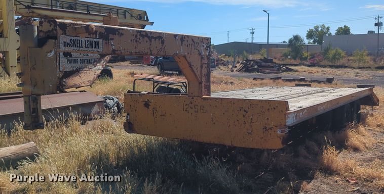 1977 Trail King equipment trailer - EQ2378