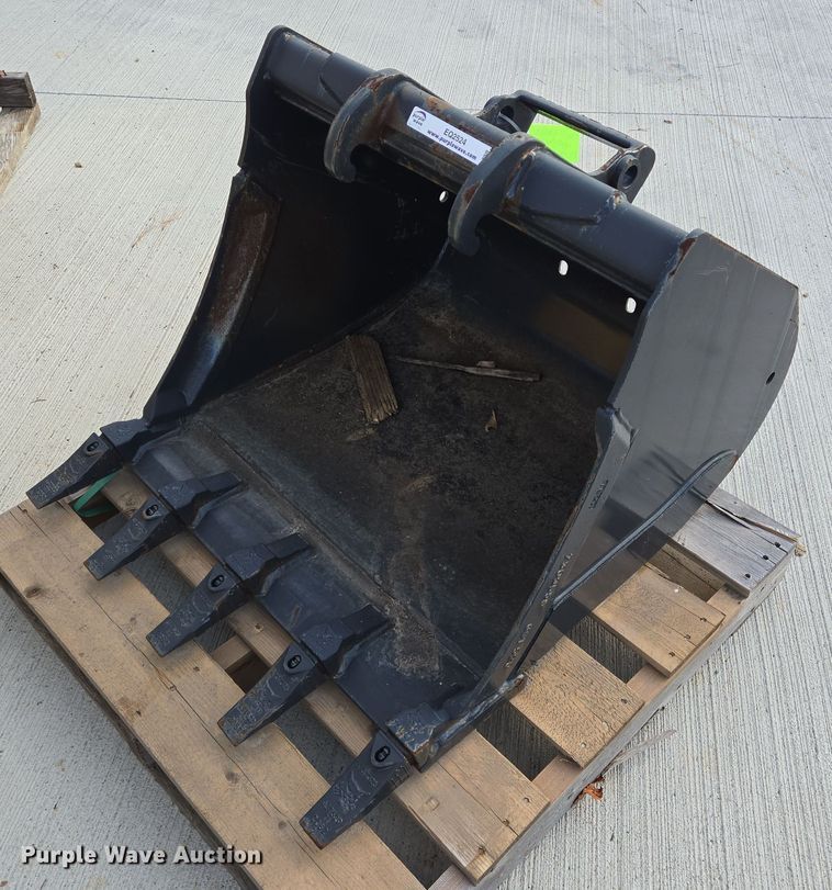 Bobcat excavator bucket - EQ2524