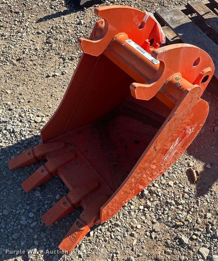 Kubota BT4554 excavator bucket - ER4649