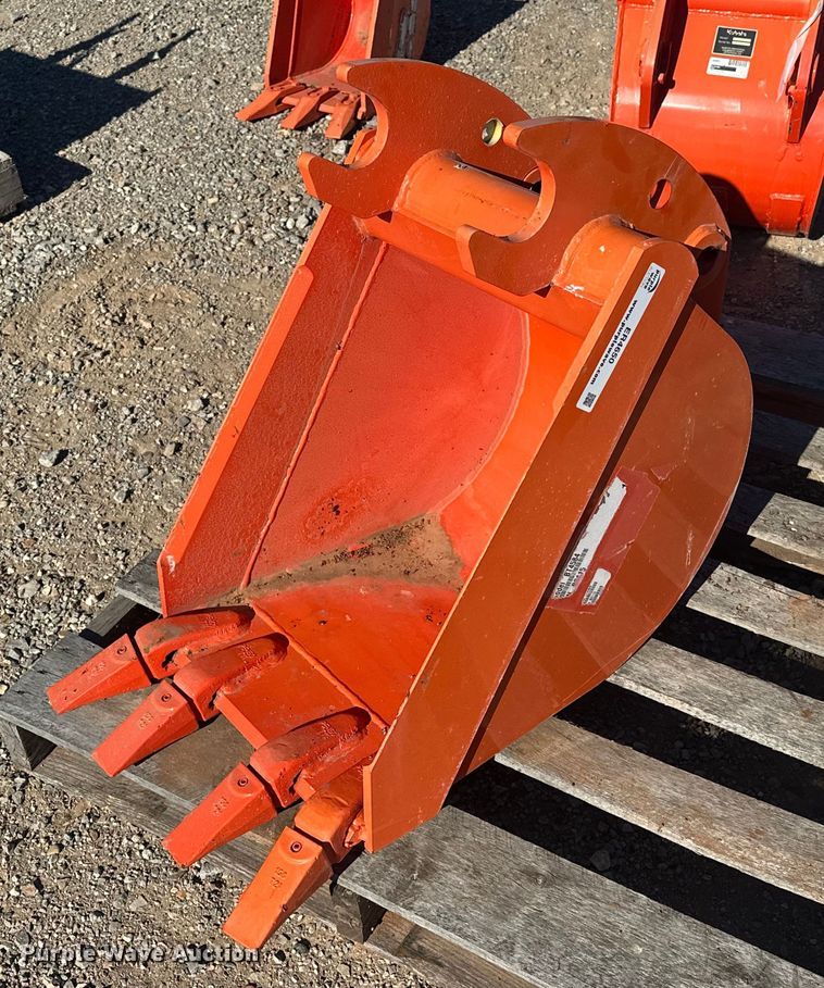 Kubota BT4584 excavator bucket - ER4650